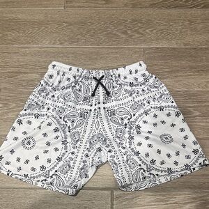 The Drip Shop Kids Black And White Print Shorts Size XL